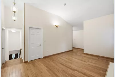 17 Pathwood Ave, Burlington, MA 01803 - Photo 19