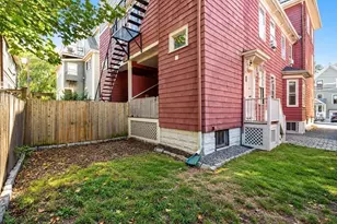 247 Chestnut St, Cambridge, MA 02139 - Photo 27