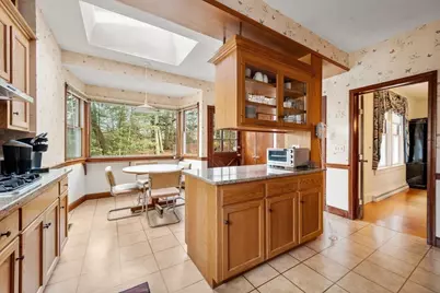 126 Moffat Rd, Newton, MA 02468 - Photo 9