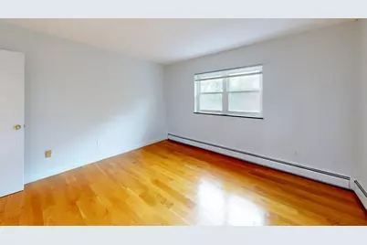 89 Walnut St #5, Newton, MA 02460 - Photo 9