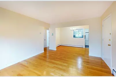 89 Walnut St #5, Newton, MA 02460 - Photo 5
