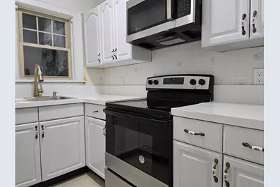 14 Harding Ave, Everett, MA 02149 - Photo 9