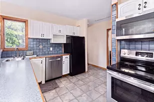 17 Alpine Pl, Franklin, MA 02038 - Photo 7