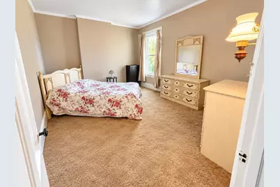 225 Suffolk St, Holyoke, MA 01040 - Photo 21