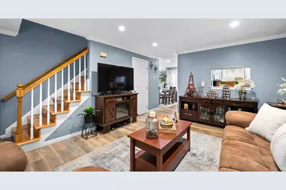30 Juniper Ln #30, Tewksbury, MA 01876 - Photo 5