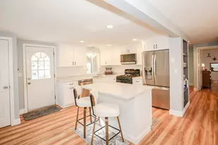 42 Leighton St, Pepperell, MA 01463 - Photo 3