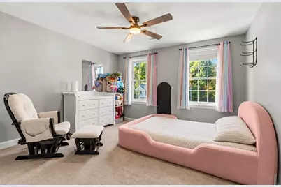 72 Hoover St, Taunton, MA 02780 - Photo 13