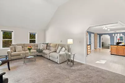 8 Montclair Ave, Andover, MA 01810 - Photo 7