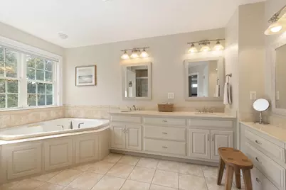 185 Riverside Dr, Wrentham, MA 02093 - Photo 25