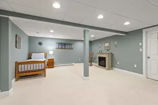 185 Riverside Dr, Wrentham, MA 02093 - Photo 35