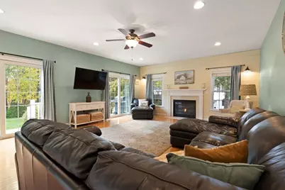 185 Riverside Dr, Wrentham, MA 02093 - Photo 17