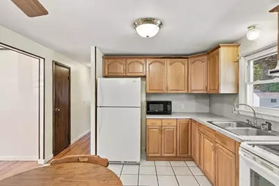 286 Peekskill Ave, Springfield, MA 01129 - Photo 15