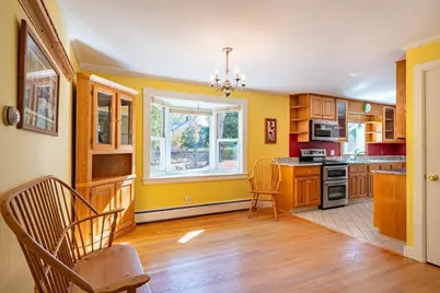 25 Murphy Ter, Northampton, MA 01060 - Photo 11