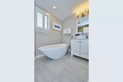 432 Humphrey St #27, Swampscott, MA 01907 - Photo 25