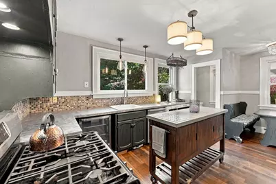 65 Craiwell Ave, West Springfield, MA 01089 - Photo 9