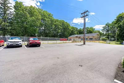 50 Frankfort St #15, Fitchburg, MA 01420 - Photo 5