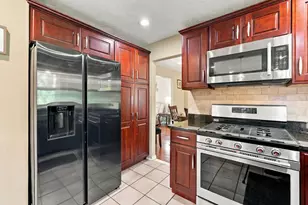 259 Congress St, Milford, MA 01757 - Photo 5