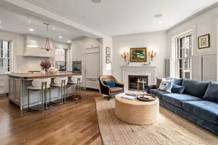 4 W Hill Pl, Boston, MA 02114 - Photo 3