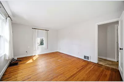 163 Ellsworth Ave, Springfield, MA 01118 - Photo 13