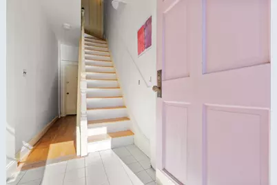 247 Chestnut St, Cambridge, MA 02139 - Photo 3