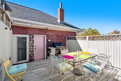 247 Chestnut St, Cambridge, MA 02139 - Photo 29