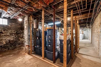 247 Chestnut St, Cambridge, MA 02139 - Photo 33