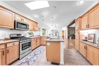 250 N Main St, Sunderland, MA 01375 - Photo 13