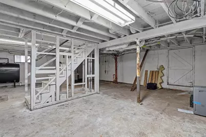 37 Jordan St, Beverly, MA 01915 - Photo 17