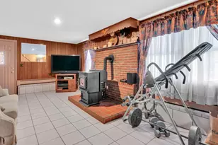 580 Wrentham Rd, Bellingham, MA 02019 - Photo 23