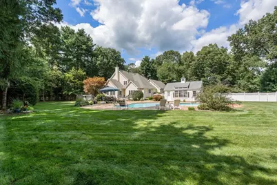 784 Washington St, Franklin, MA 02038 - Photo 5