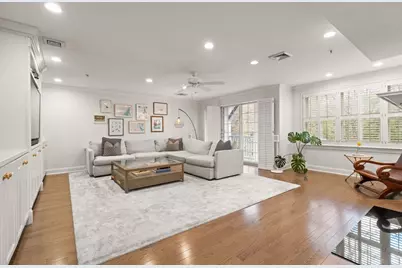 27C Maple St #C, Canton, MA 02021 - Photo 3