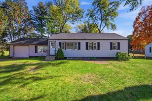 89 Juniper Dr, Springfield, MA 01119 - Photo 1