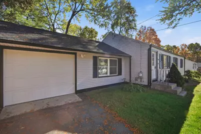 89 Juniper Dr, Springfield, MA 01119 - Photo 5