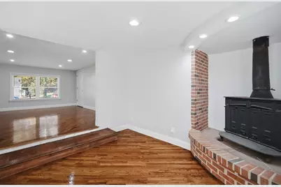 89 Juniper Dr, Springfield, MA 01119 - Photo 9