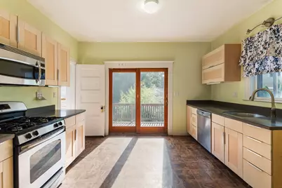 386-388 Huron, Cambridge, MA 02138 - Photo 11