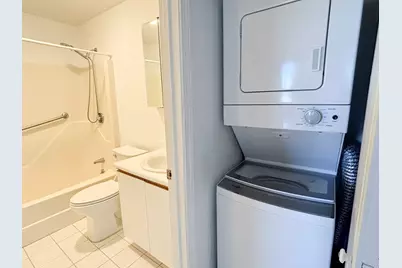 3920 Mystic Valley Parkway #410, Medford, MA 02155 - Photo 9