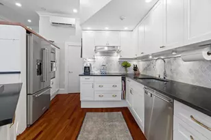 24 Marlborough St, Boston, MA 02116 - Photo 17