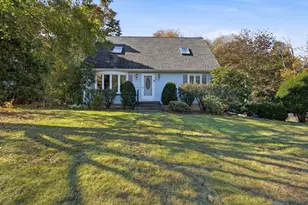 3 Matthew Dr, Easthampton, MA 01027 - Photo 1