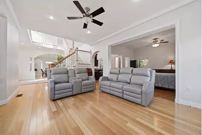 245 Judge Rd, Lynn, MA 01904 - Photo 15