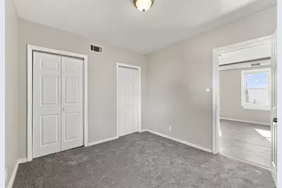 19 Lowell Ave, West Springfield, MA 01089 - Photo 15