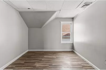 908 Plymouth Ave, Fall River, MA 02721 - Photo 11