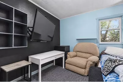 908 Plymouth Ave, Fall River, MA 02721 - Photo 35