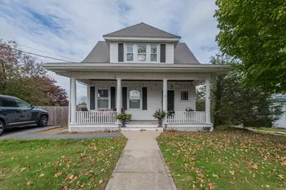 36 Mayflower St, Plymouth, MA 02360 - Photo 1