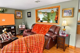 37 Paula St, Somerset, MA 02726 - Photo 5