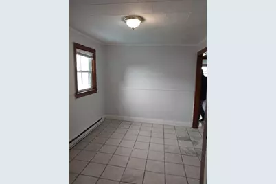 8 Harris St #2, Peabody, MA 01960 - Photo 9