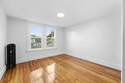 62 Brookline Ave, Holyoke, MA 01040 - Photo 25