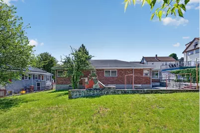 14 Coolidge St, Everett, MA 02149 - Photo 5