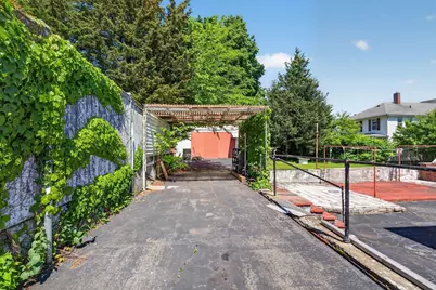 14 Coolidge St, Everett, MA 02149 - Photo 3