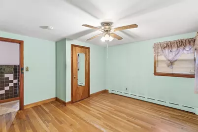 14 Coolidge St, Everett, MA 02149 - Photo 21