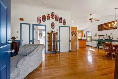 63 Dudley St, Leominster, MA 01453 - Photo 15